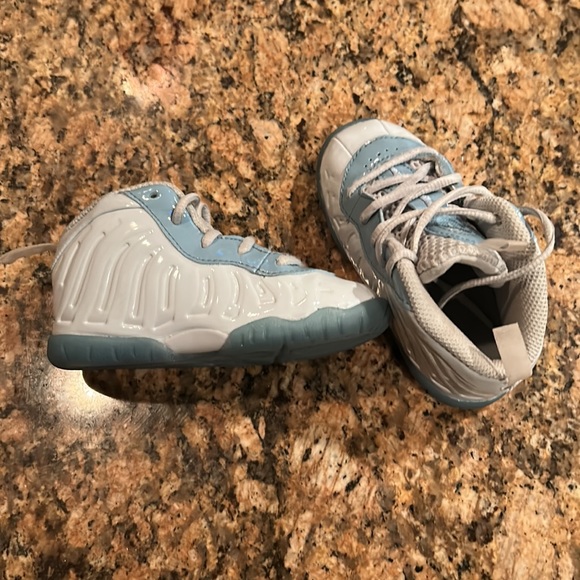 Foamposite toddler size 7c - Picture 4 of 4